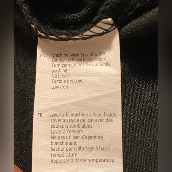 Revamped black tee with pull strings on shoulders - Picture 6 of 7